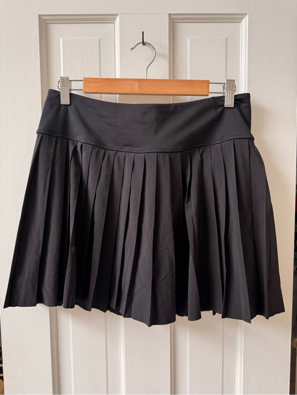 Athleta Black Pleated Skort